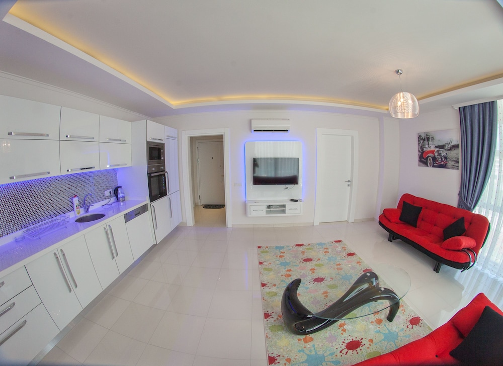 Moda Marine Apartments