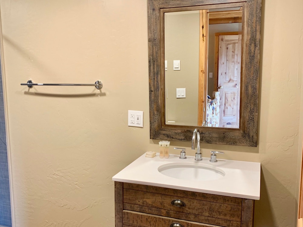 Moran Vacations - Heart 6 Ranch - Property Image 51