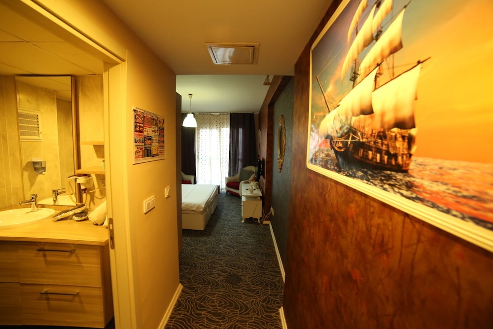 Gunes Suites