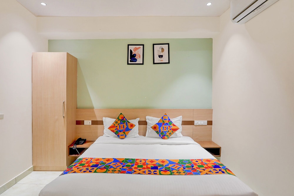 Fabhotel Silver Cloud