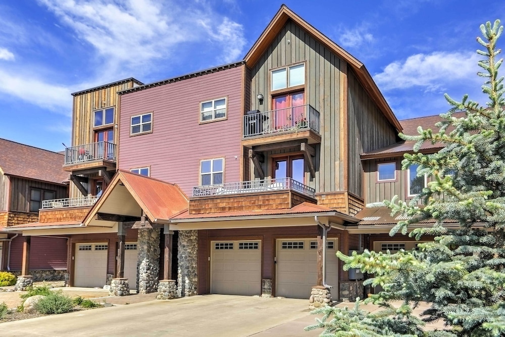 Chic Pagosa Springs Condo w/ Porch - Walk to Shops view 4