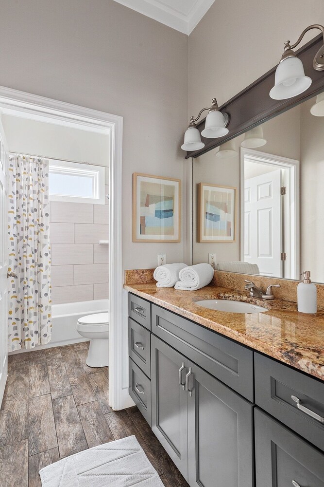 Destin Oasis Coastal Hideaway With Backyard Fun 4 Bedroom Home