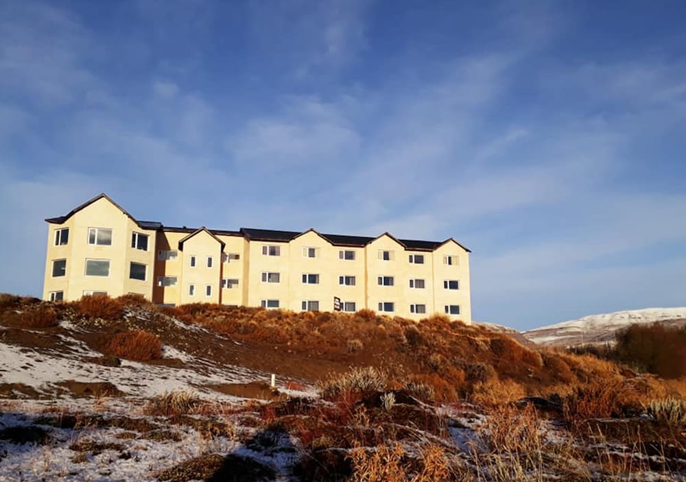 Hotel Tehuel Plaza - Image 1