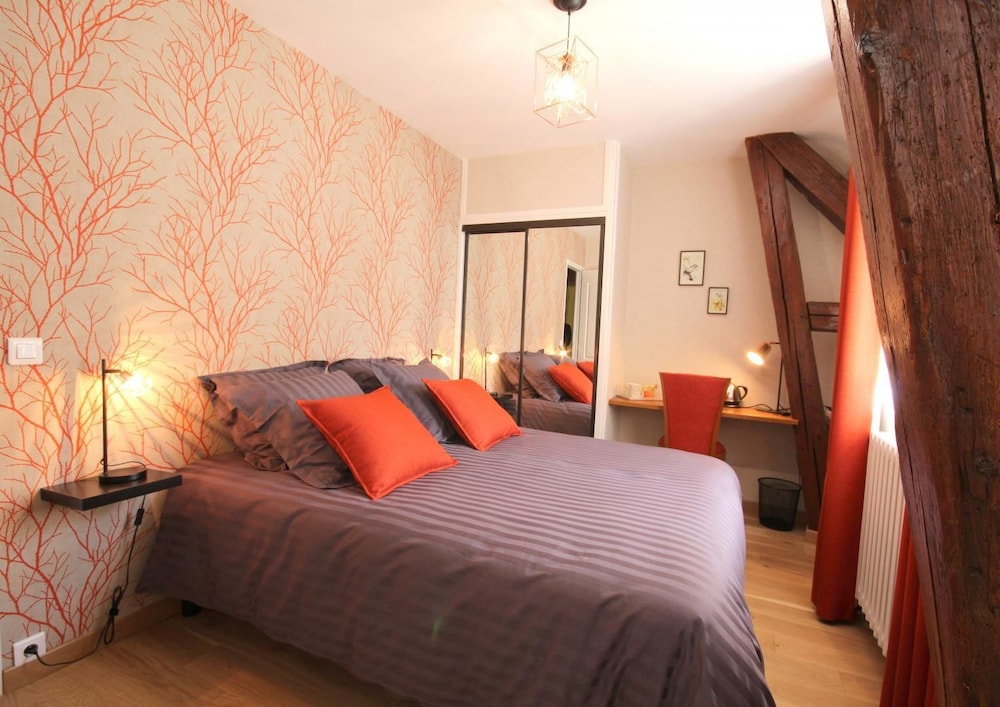 Le Manoir de Placy - Bed and Breakfast view 5
