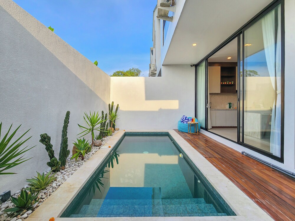 Villa Sorano Seminyak by Nagisa Bali