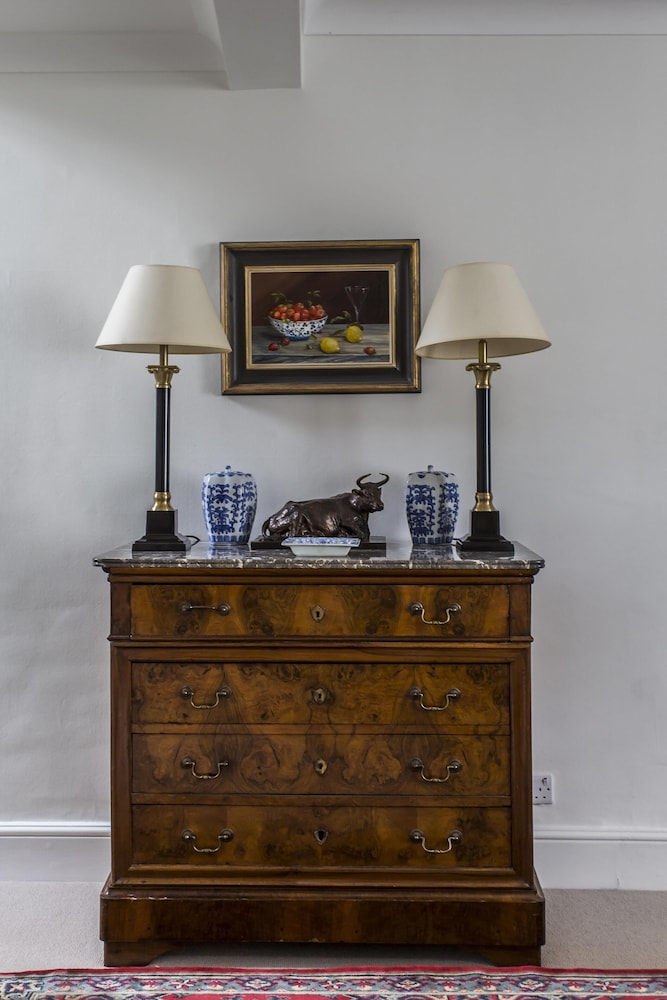 First Street II by Onefinestay