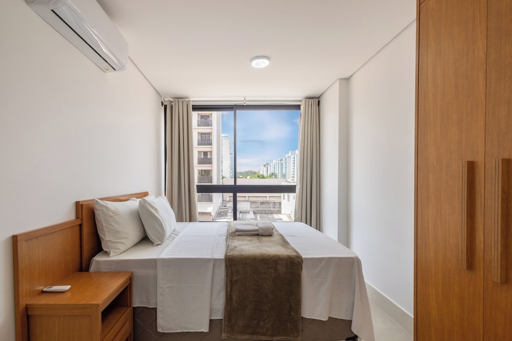 Comfort and Convenience in Brasilia - Get0302