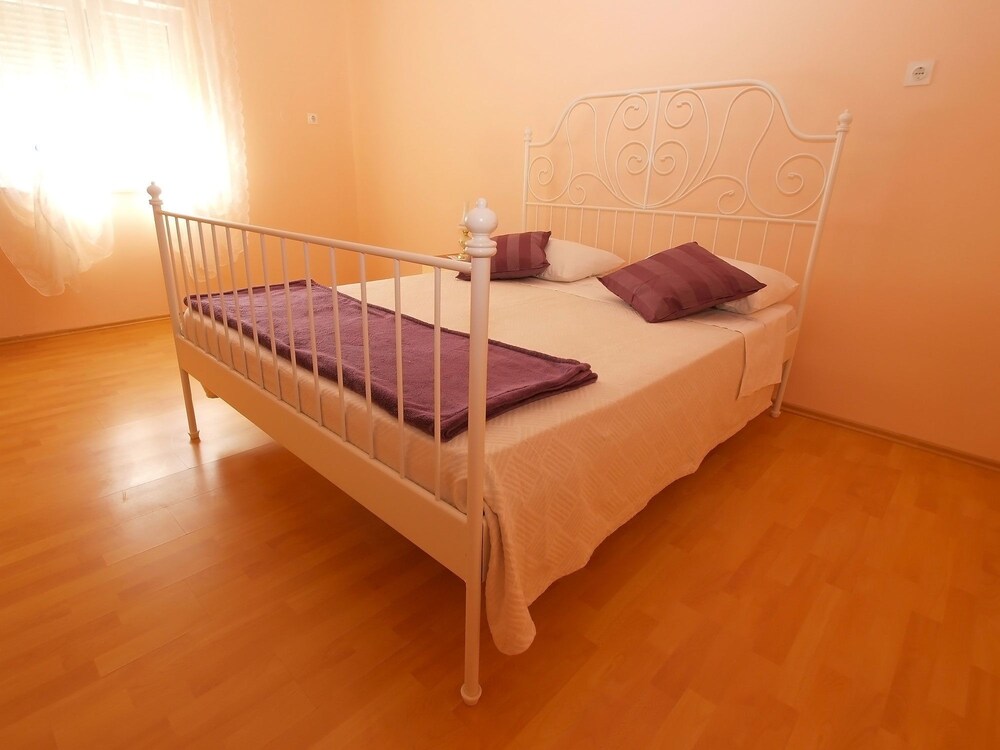 Apartment 1157 view 2