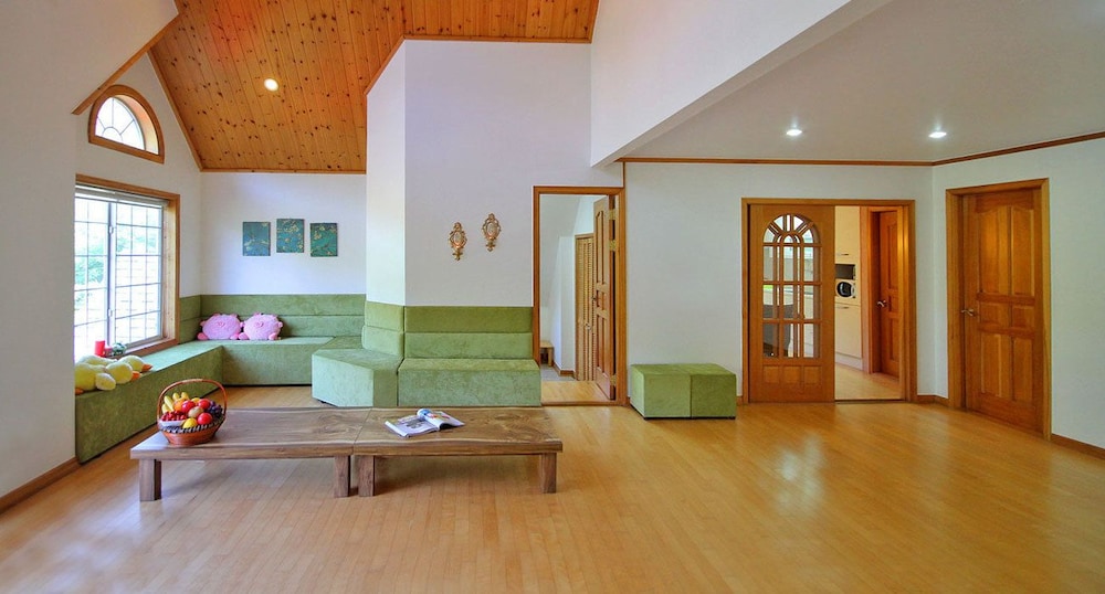 Sanwoolrim Pension