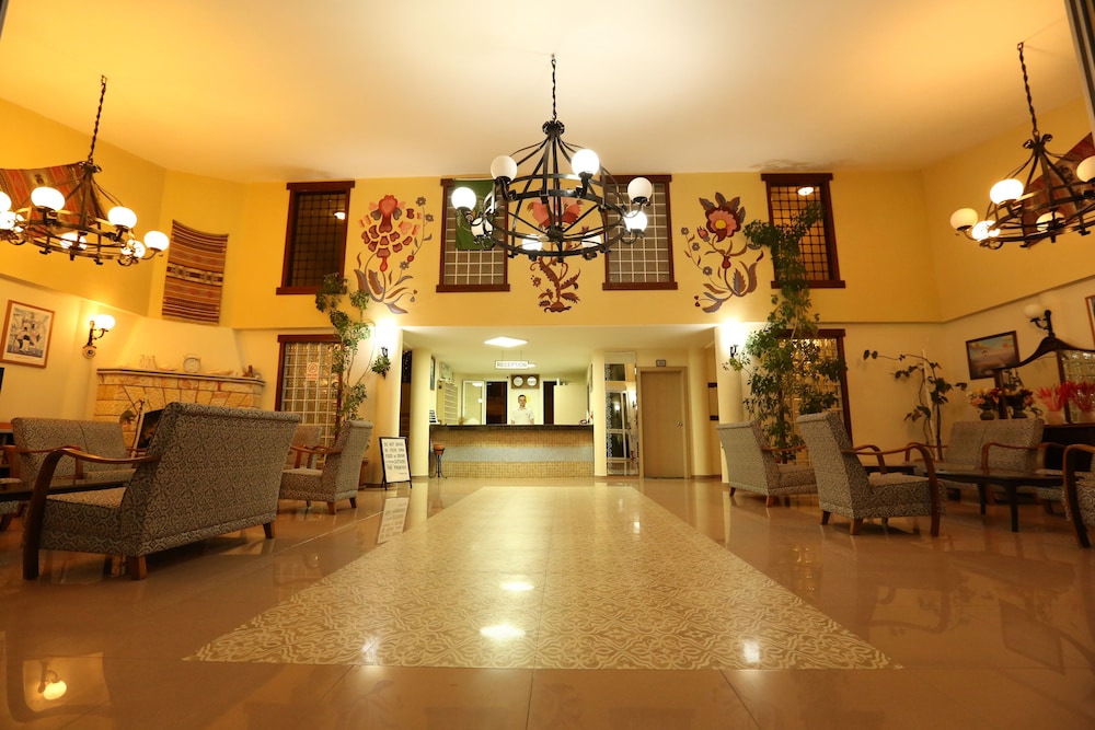 Mavruka Hotel - Image 6