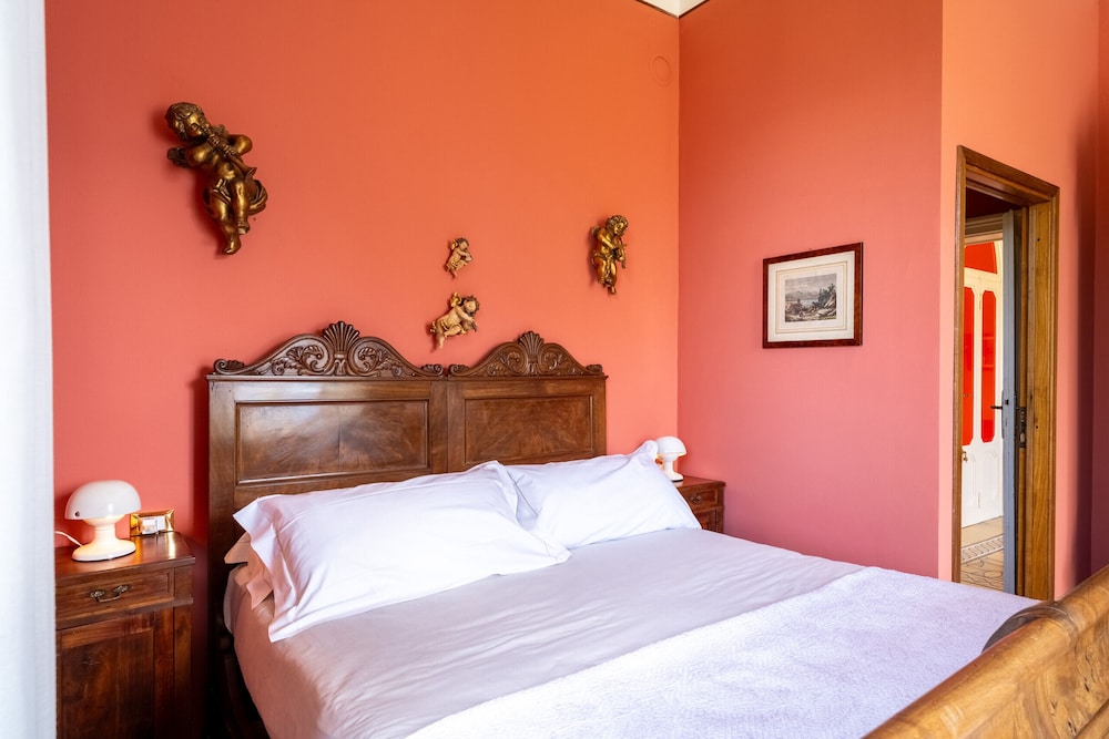 Emilia Gemstone Apartment by Wonderful Italy