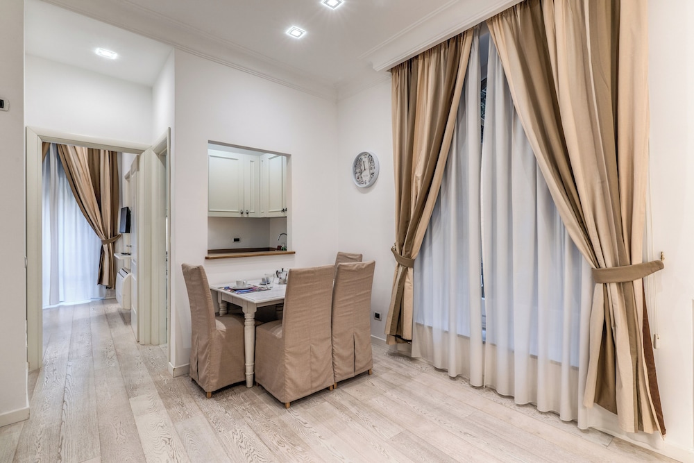 CIANCALEONI APPARTAMENTO en Rome