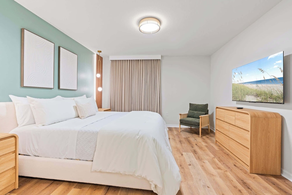 Epic Family Villa Pool Theater Themed Bedrooms