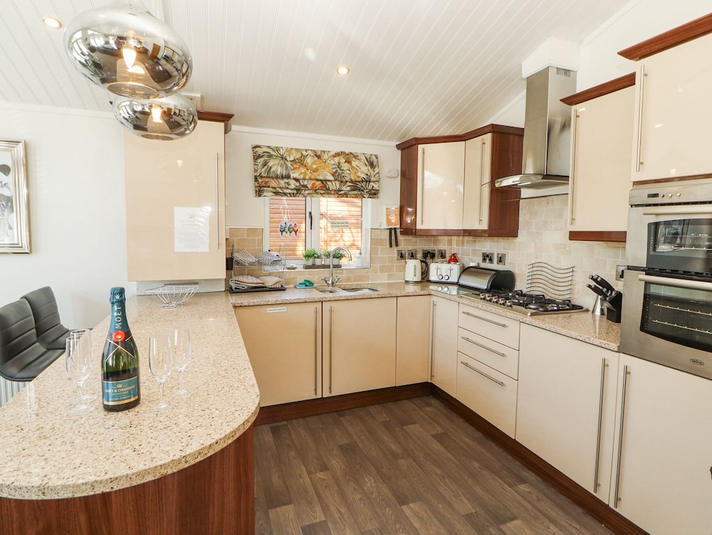 Bowness 66 view 5