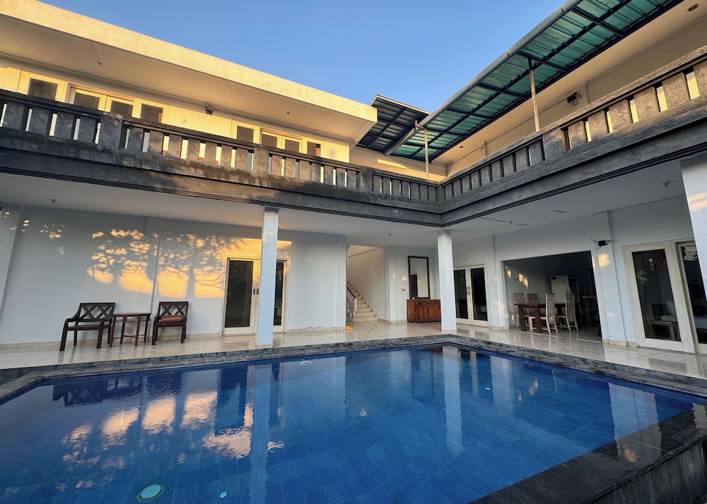 Rama - Laksmi Guesthouse
