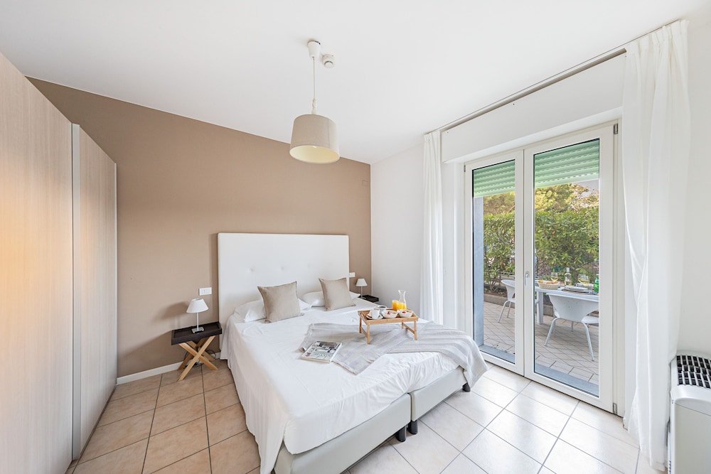 Residenza Miralago - 04 Augusta - Locazione BK