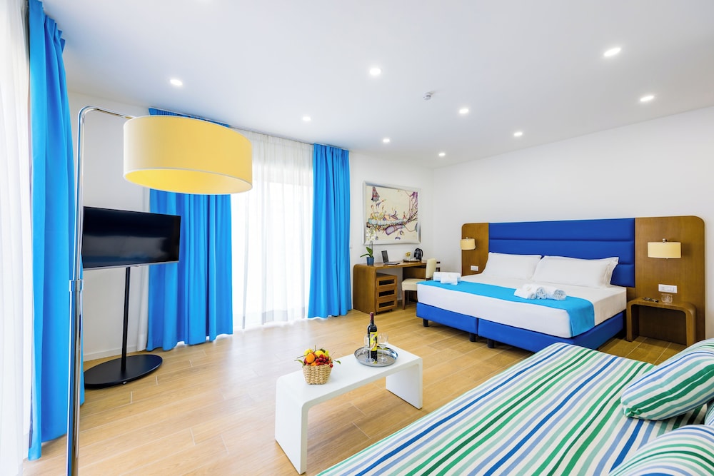 Carlo III guest house