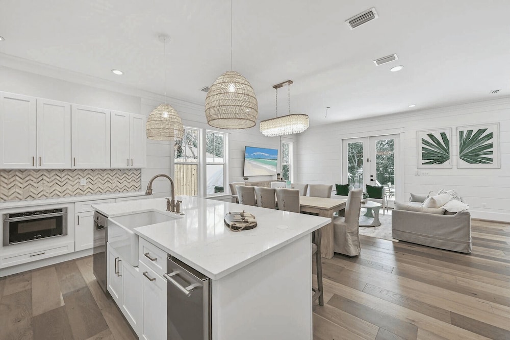 Alibi 30A by Avantstay 6bdr, Private Pool, Steps to Beach