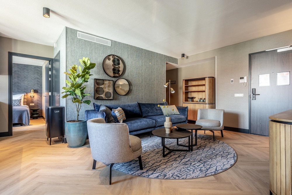 Historic Canal Home in Delft