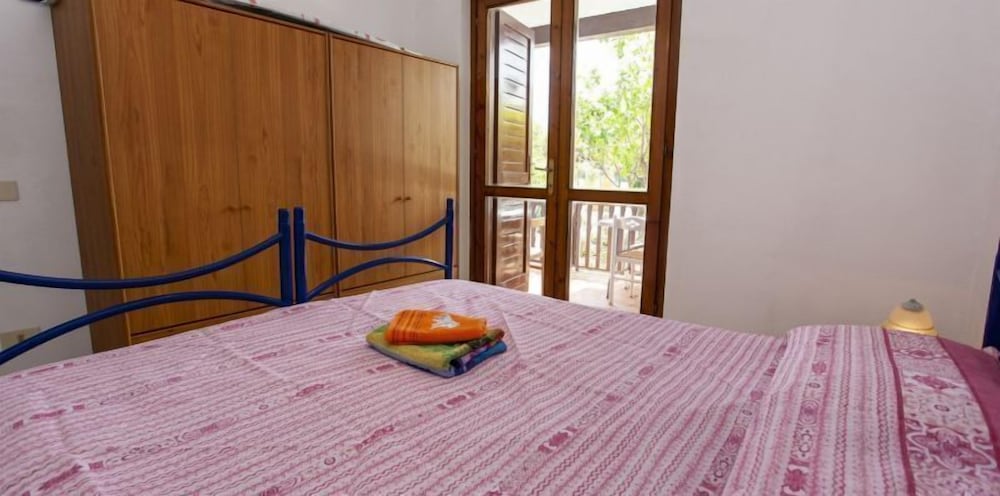 Residence La Cinta 6 view 2