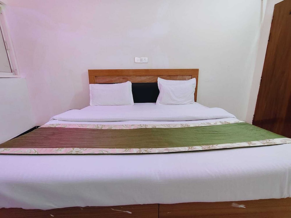Radhe Shyam Resort By HRG Vrindavan