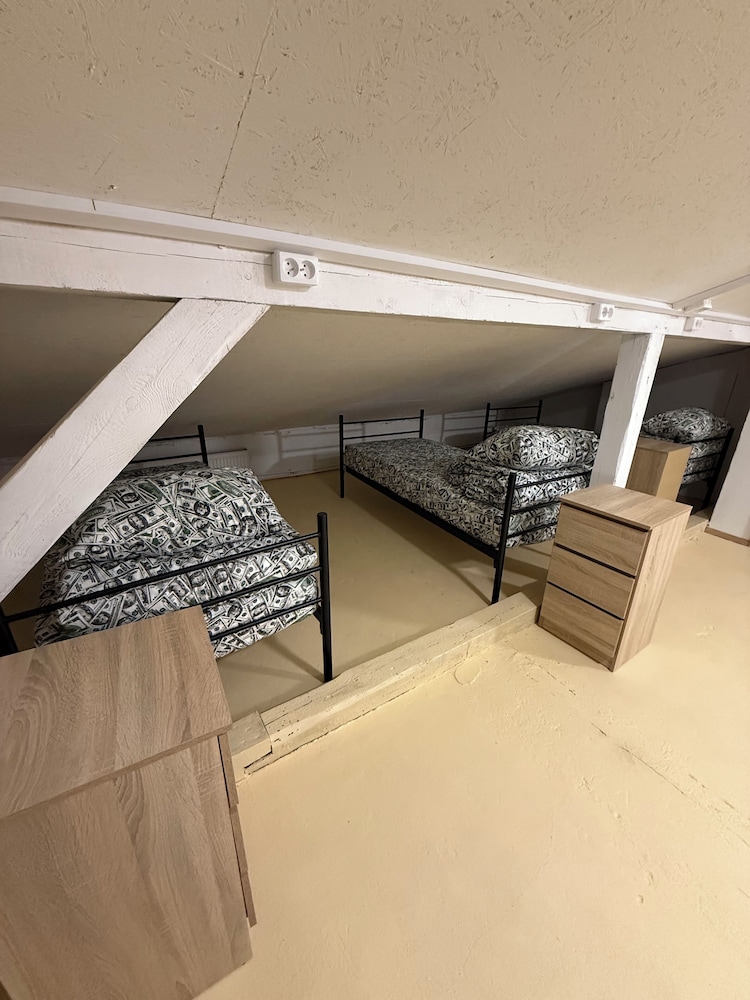 HOSTEL PULSE