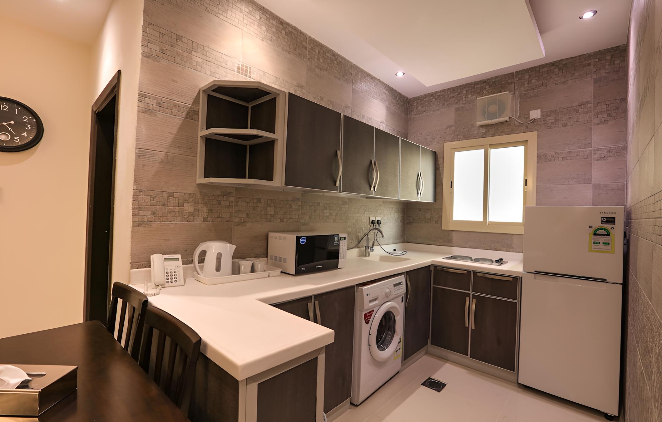 Al Itqan Apart-hotel