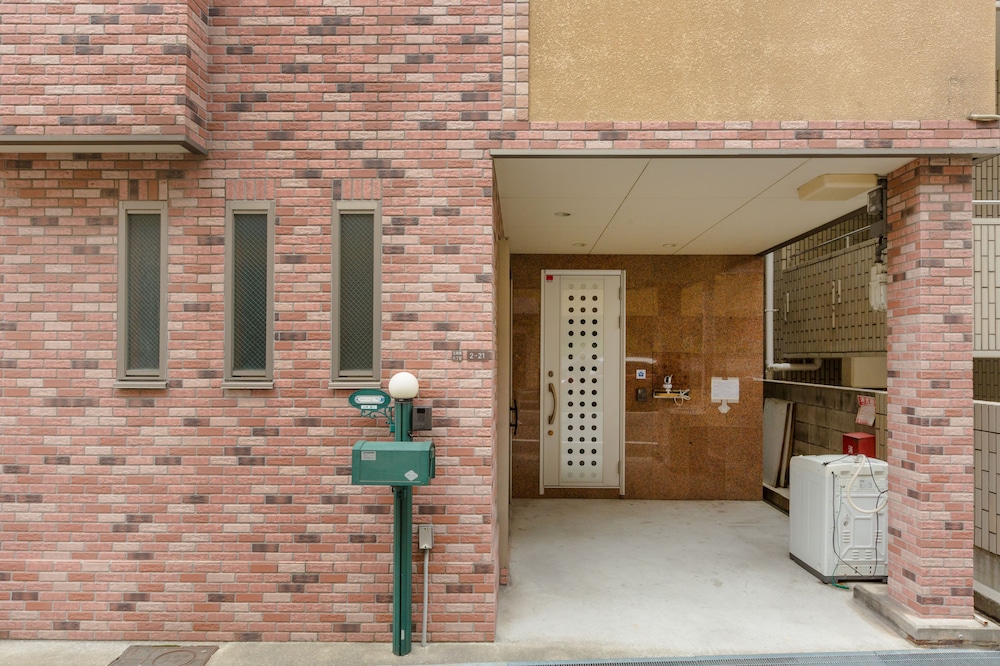 Awaza House