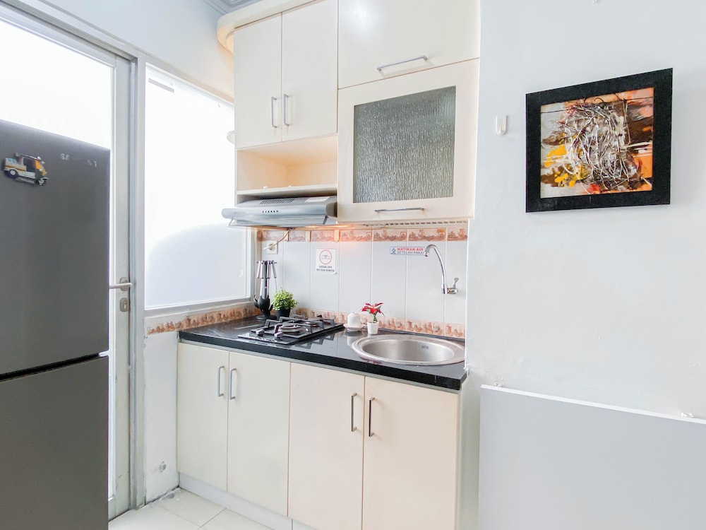 Simply 2Br Apartment Near Binus University At Menara Kebon Jeruk