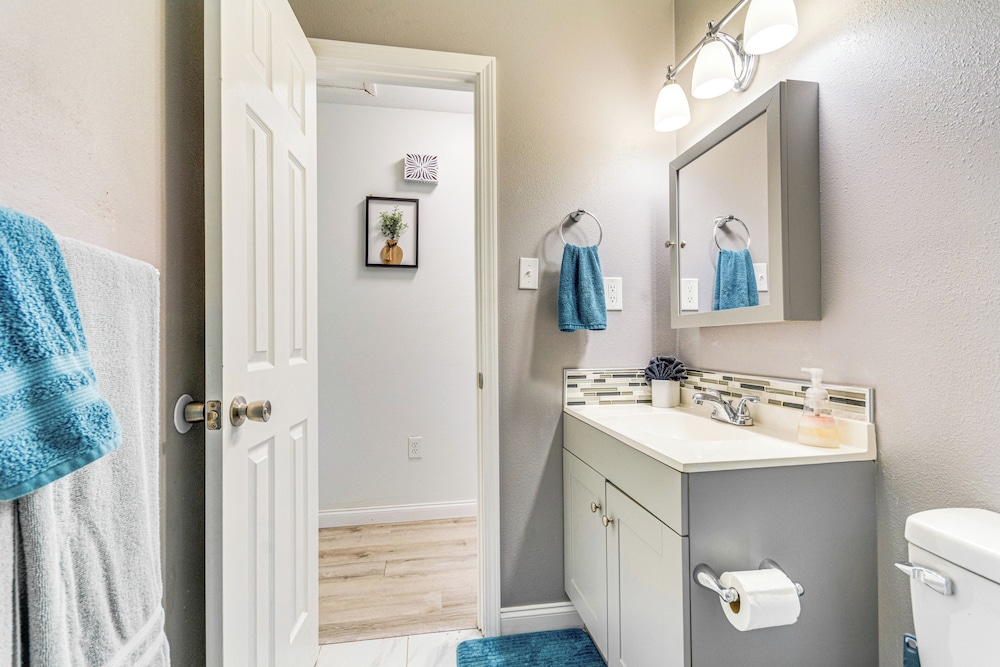 Fish, Hike & Relax: North Little Rock Gem w/ Yard