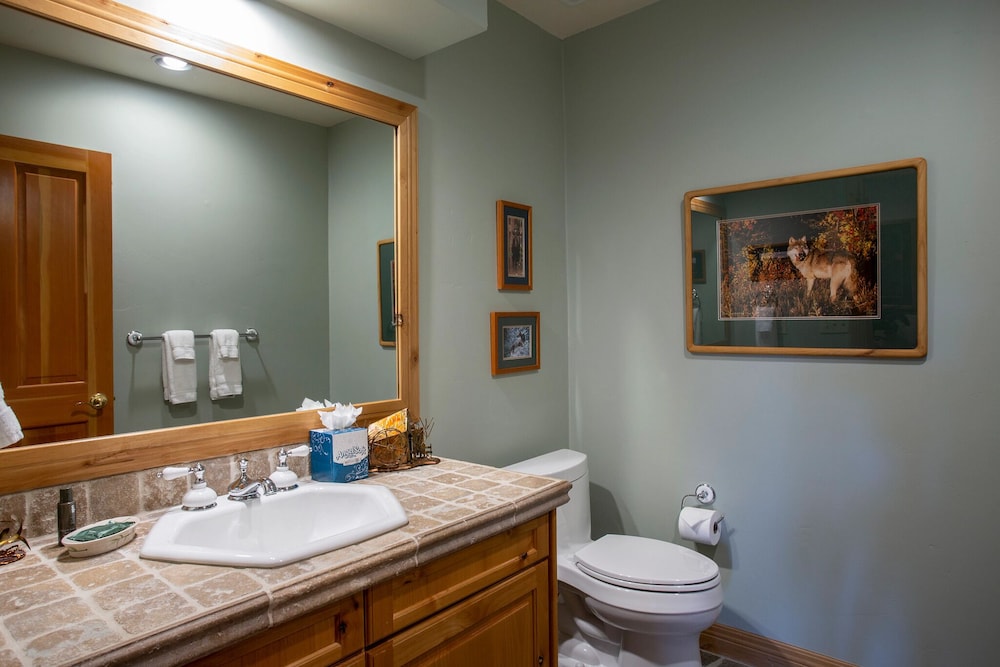 Trail's End Lodge at Deer Valley Resort - Two Bedroom Residence with Spa #406 2 Condo