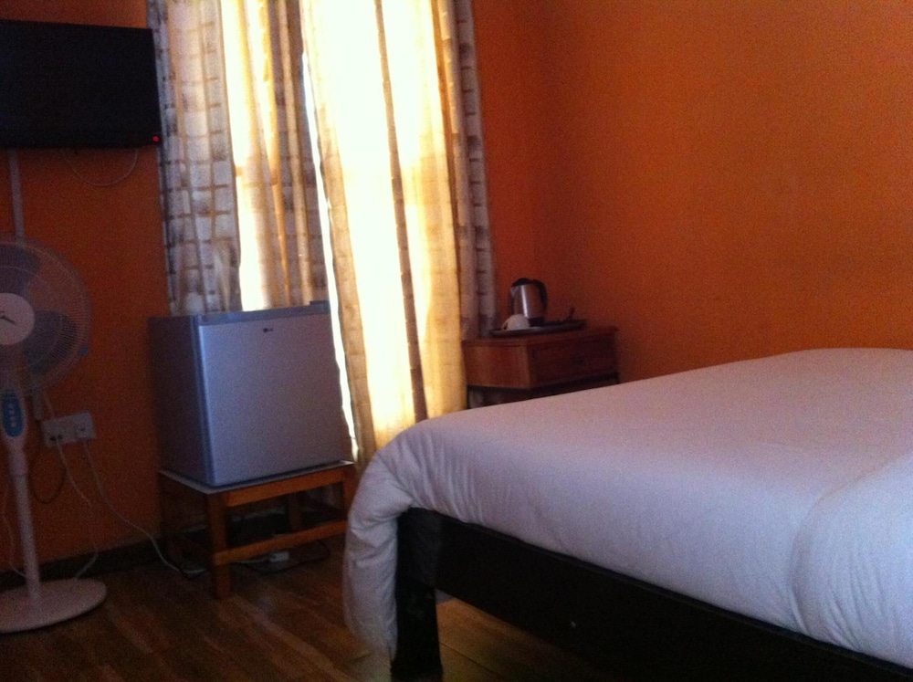 Kuku Royal Lodge