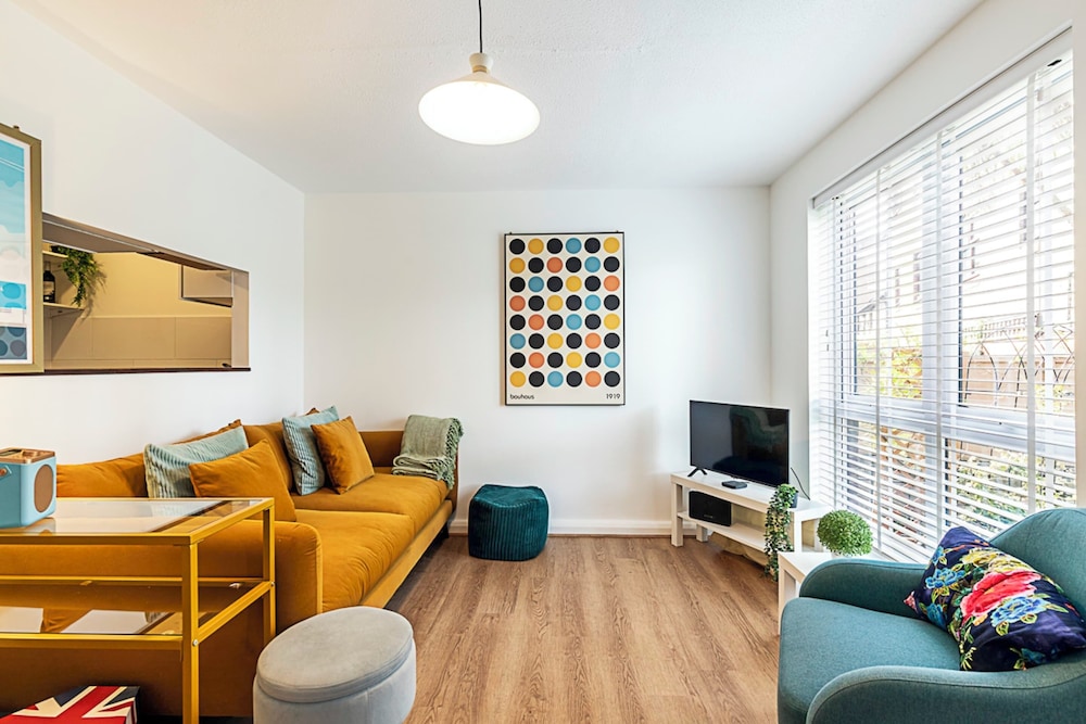 Charming One Bedroom Flat in Rotherhithe