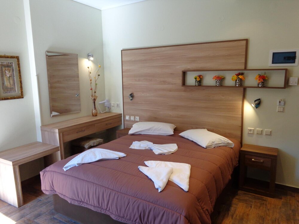 Niki Studios Sea-Front photo 2