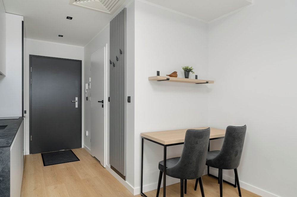 Modern Studio for 2 by Renters