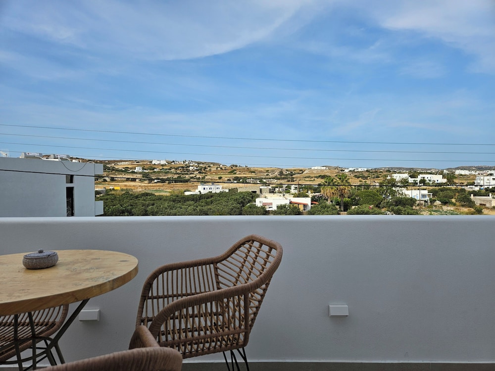 Aristotle Suites