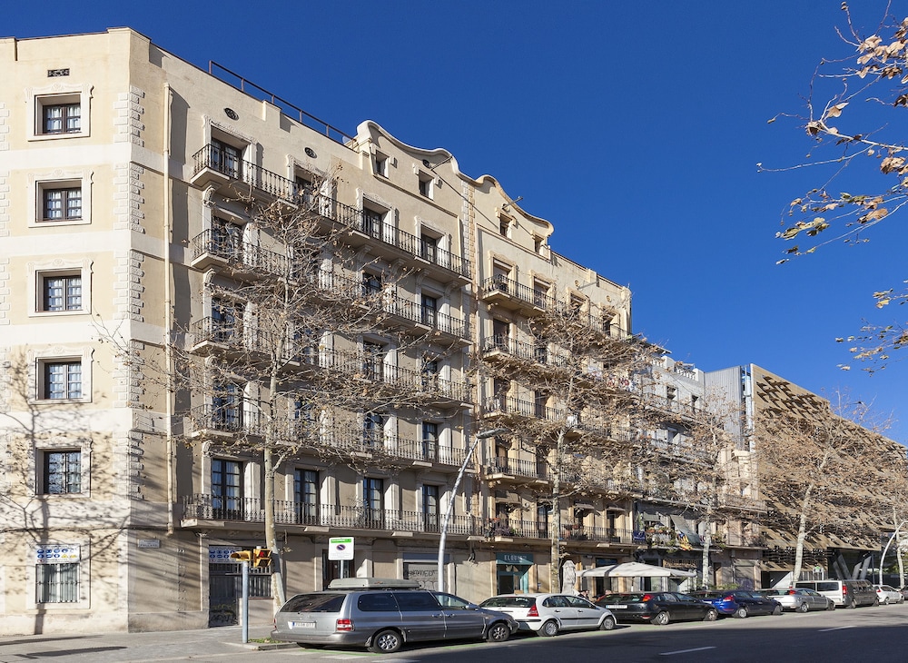 Aspasios Poblenou Apartments