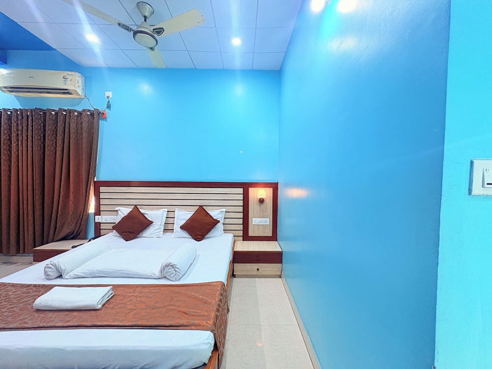 Swarna Villa puri Near Sea Beach