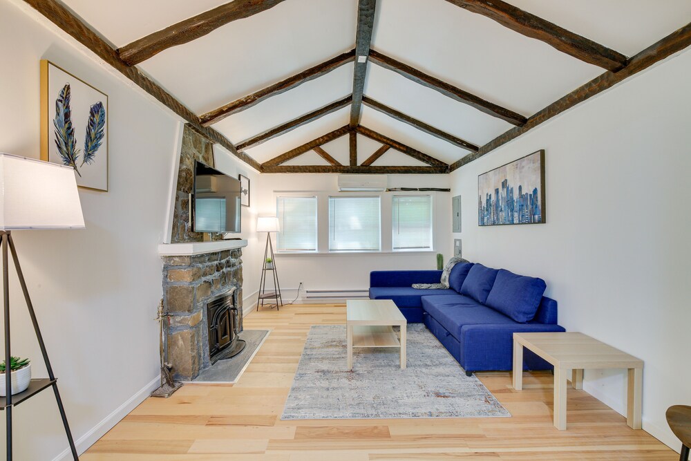 Monroe Vacations - Creekside Hudson Valley Retreat 4 Mi to Winery! - Property Image 13