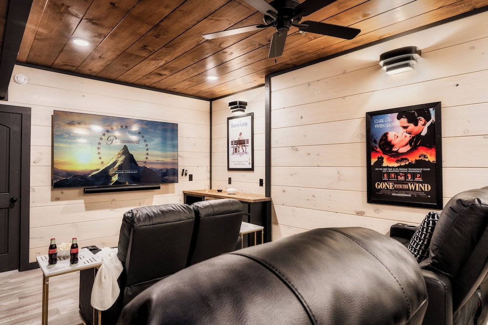 Smith Creek Reserve Luxury Cabins