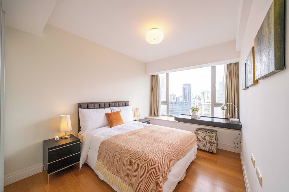 Tyms Modern 3BR 2BA Apt Near Metro