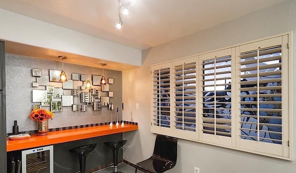 Amour By Signature Vacation Rentals
