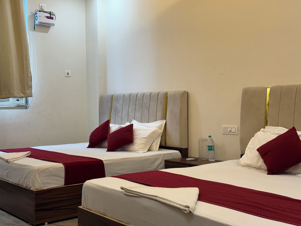 Vimla Residency Hotel Near Prem Mandir