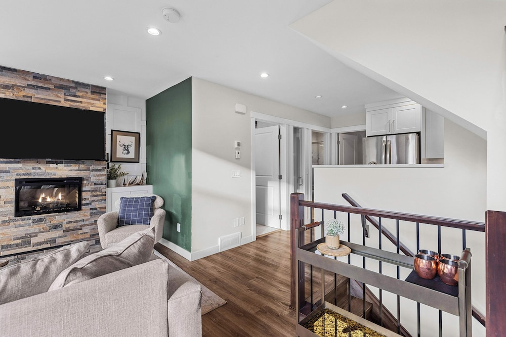 Township by Canmore Premier