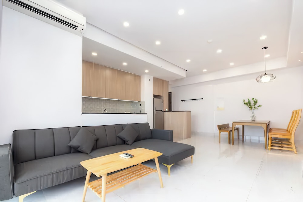 Minute Suites - Botanica Orchard TSN Air