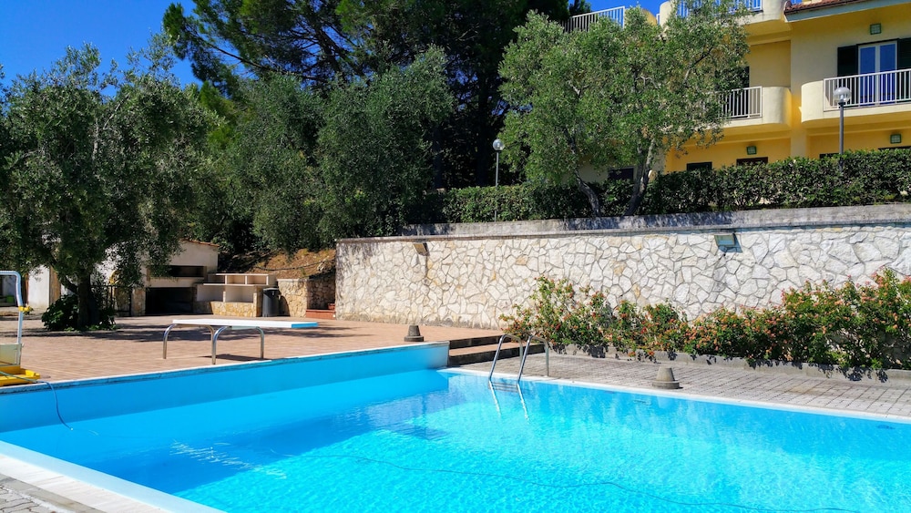 Case con piscina - Residence Amica photo 2