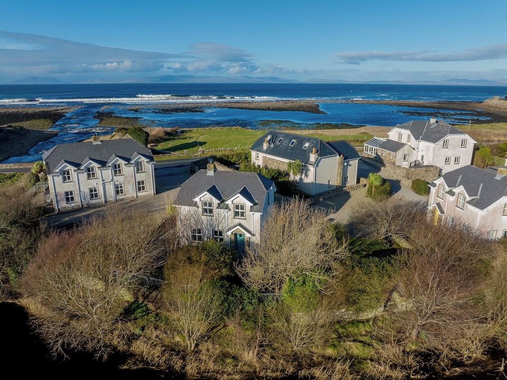 Fishery Cottages - Bundoran view 5