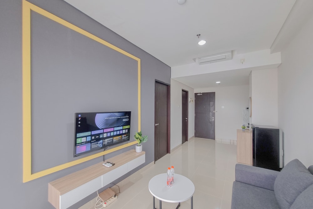 Well Furnished 1Br At Patraland Amarta Apartment