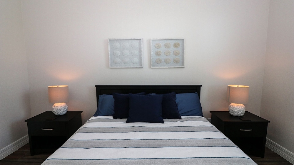 South Gulf Cove 3 Bedroom Canal Pool Home 3 Home