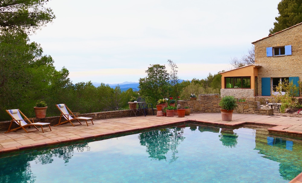 La Bastide du Beausset-Vieux view 2